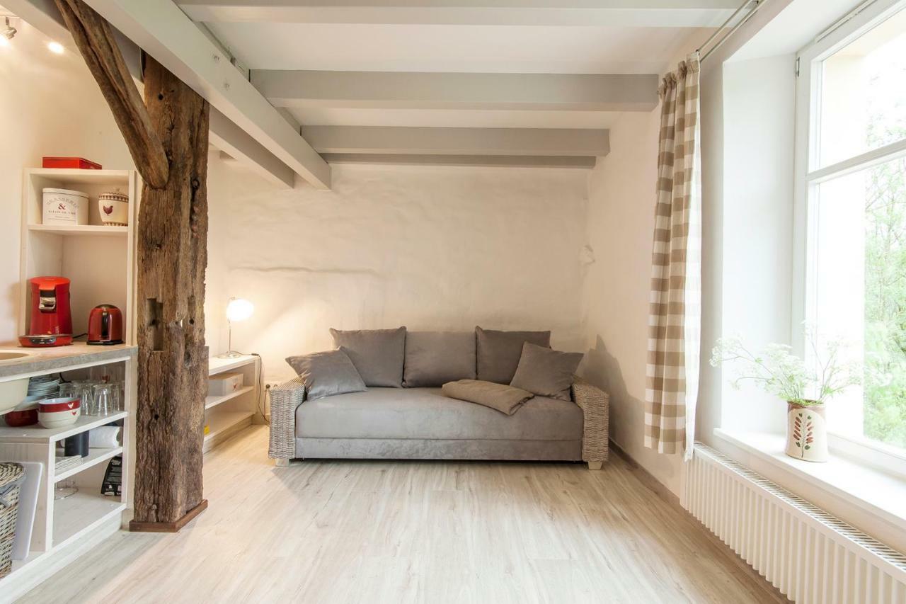 La Maison Au Vert Melincourt Exteriér fotografie