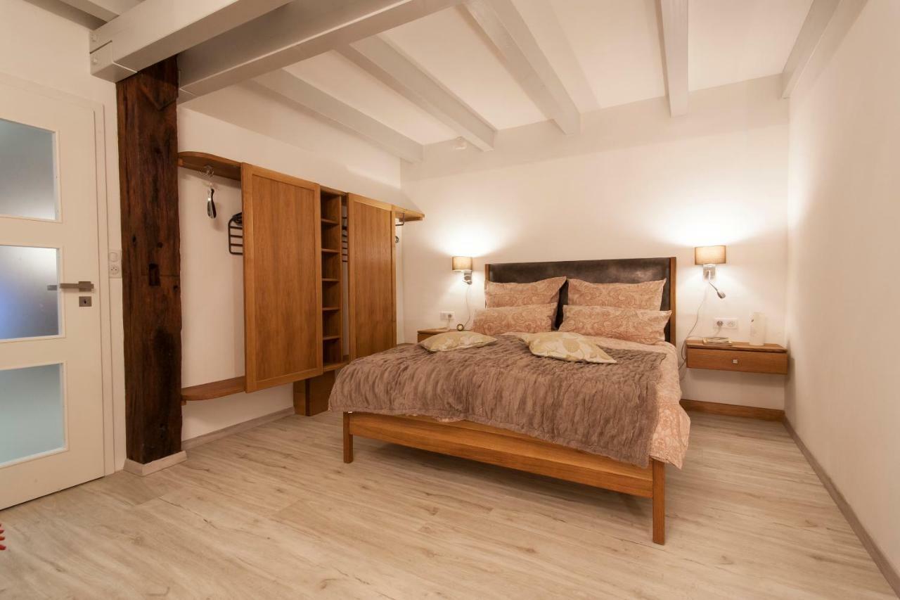 La Maison Au Vert Melincourt Exteriér fotografie